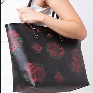 Coach reversible tote w/stash bag